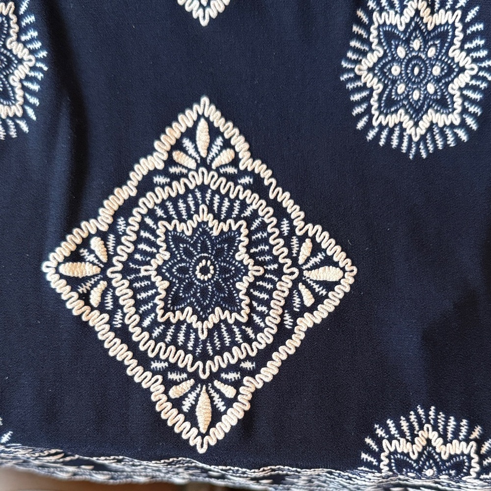 Ruby Rd. Navy Blouse & White Top Size L - Picture 5 of 6